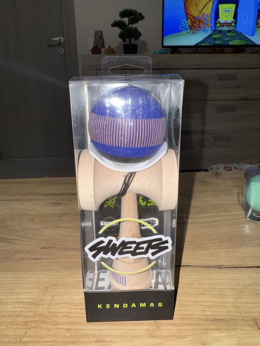 Kendama broken bones sweets navy blue