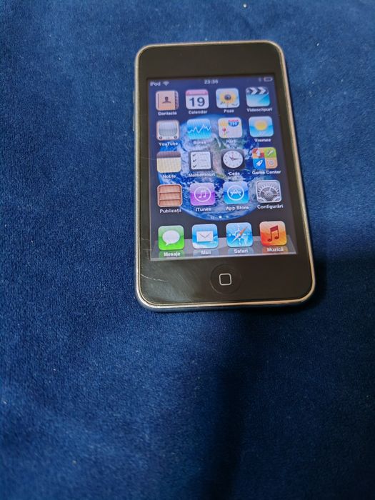 Ipod touch 2 gen 64Gb+boxa dock Philips DS1100/12 in perfecta stare de