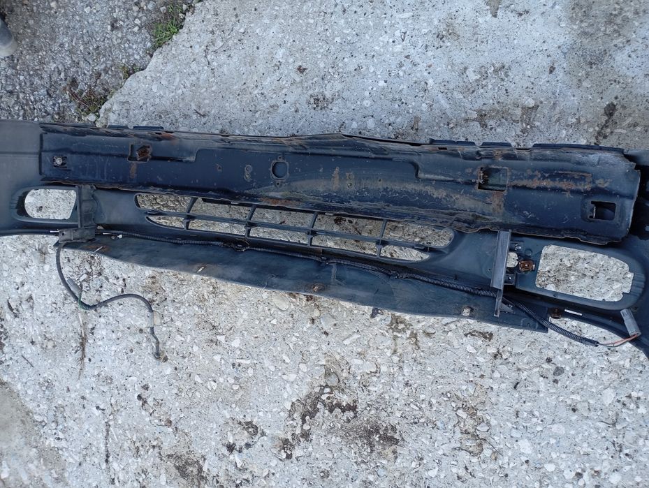 Предна броня Renault Laguna 1