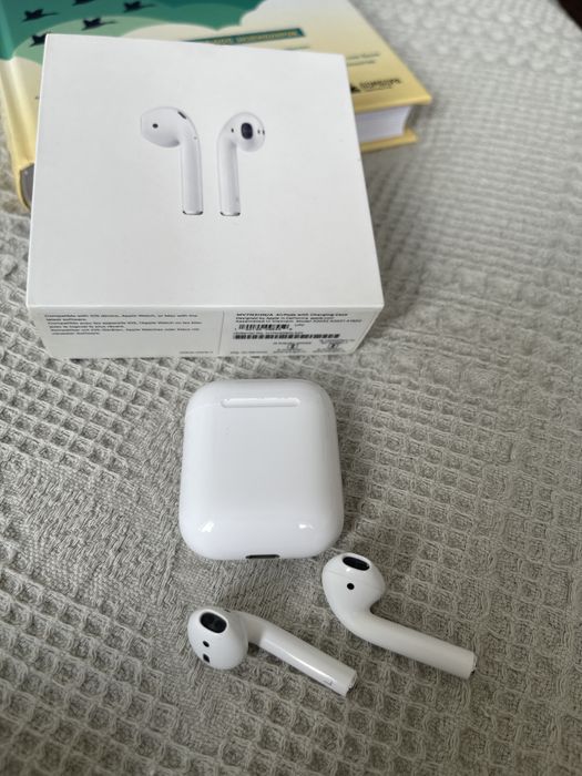 AirPods Наушники