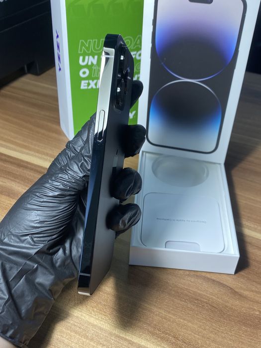 iPhone 14 Pro Max • 256 GB • Space Black