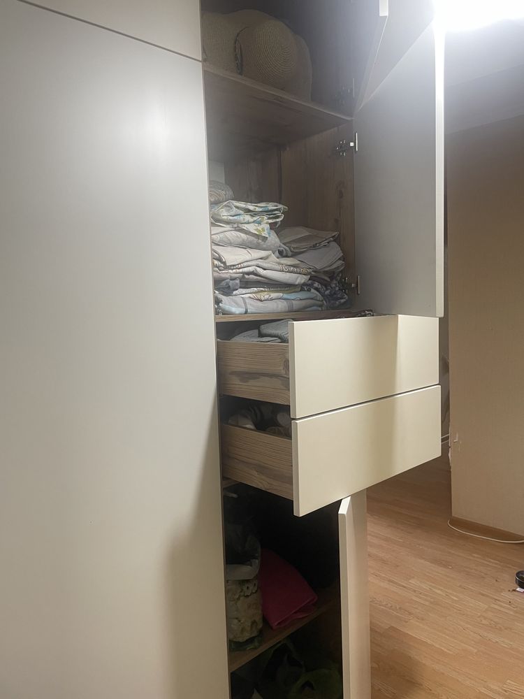 Продам шкаф в прихожую!