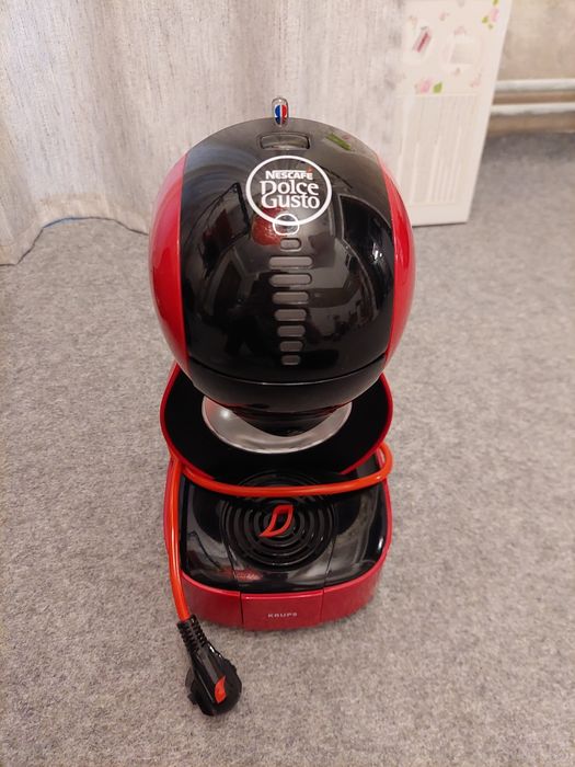 Aparat cafea cu capsule