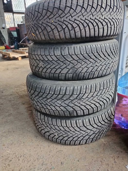 Зимни гуми Континентал 205/55/16