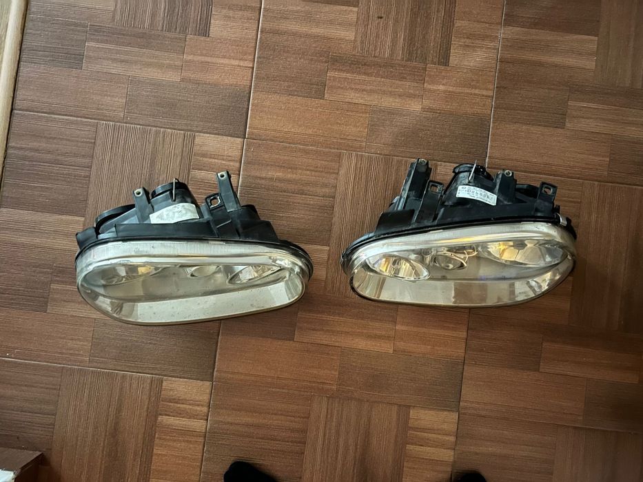 Faruri golf 4 originale hella