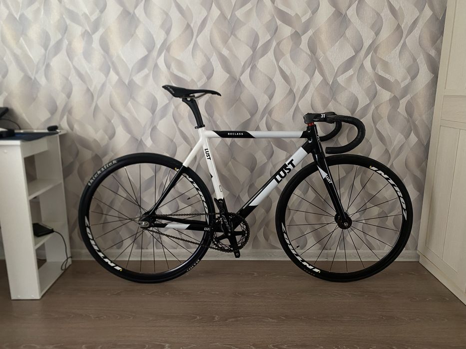 Fixed gear lust beclass