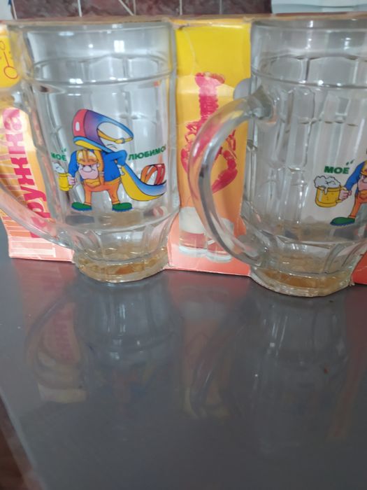 Пивные кружки, подарочные, в наборе две штуки.