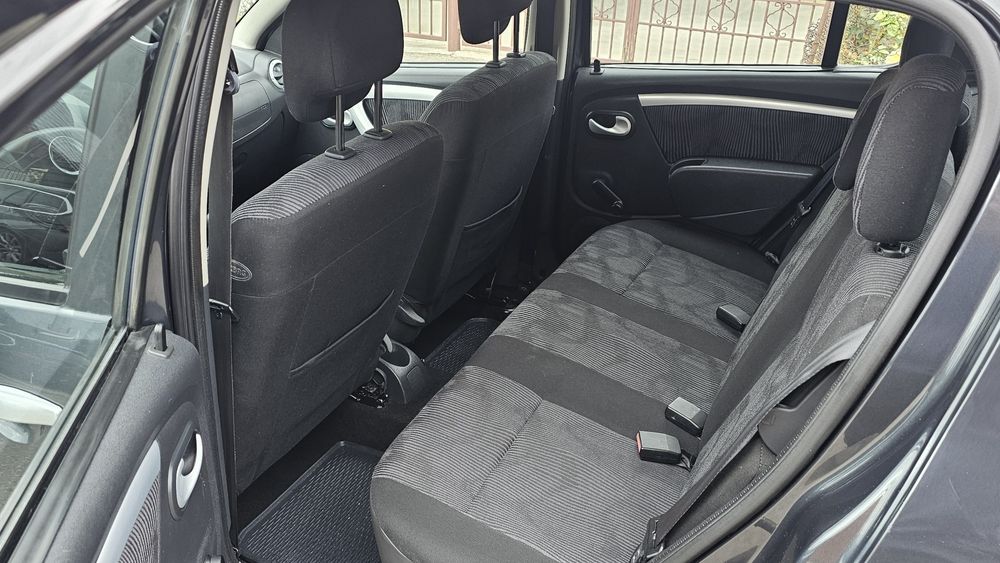 Dacia Sandero/Benzină/AC/Servo