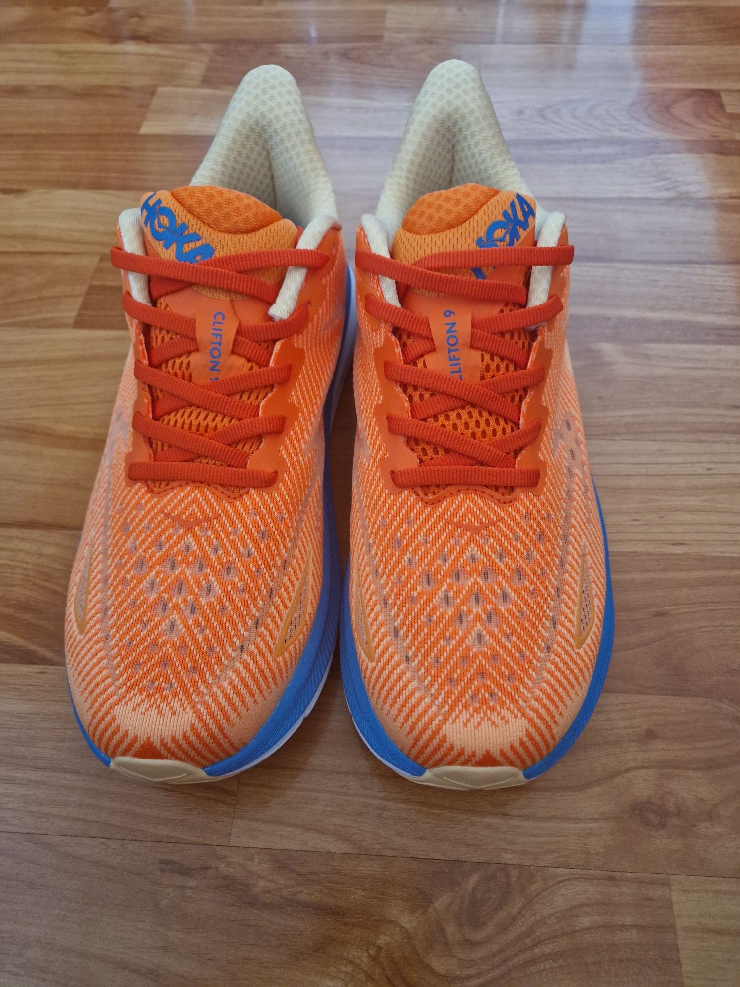 Adidași Hoka Clifton 9