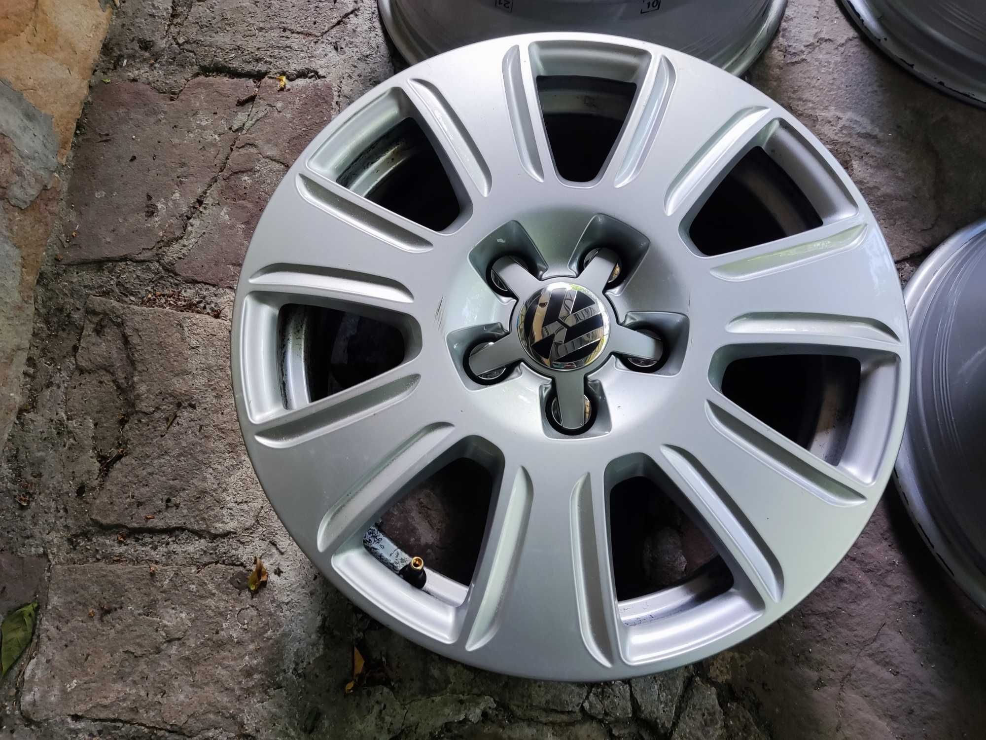 Фолксваген 5x112 - 16 цола оригинални лети джанти VW 5х112 ET33 .
