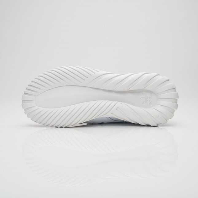 Adidasi Adidas Tubular Doom marimea 43 1/3