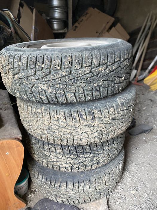 Зимний шины комплект