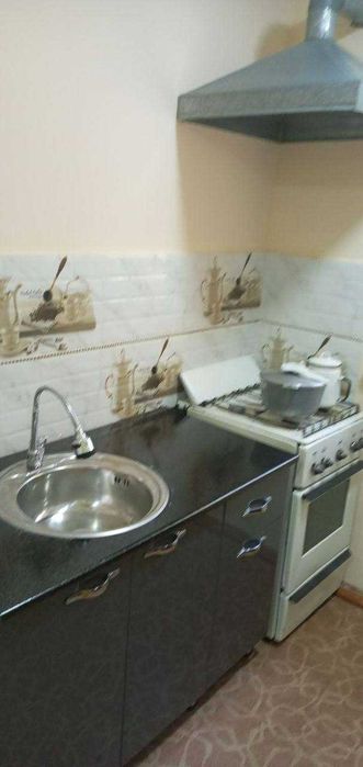 Сдается 3 х комнатная квартира на 1 этаже чинор