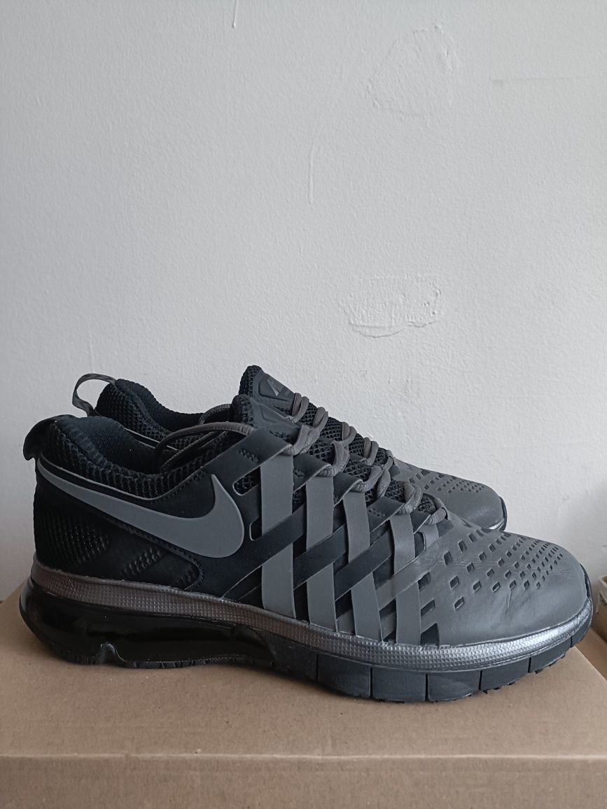 Nike Fingertrap Max номер 45 код 13A
