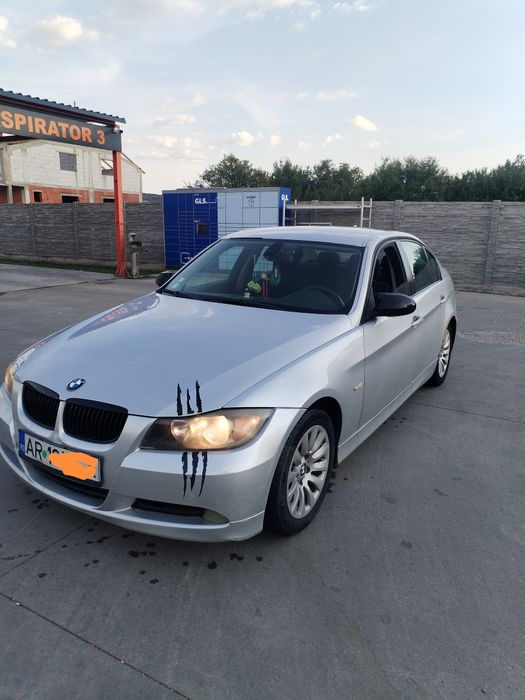 Vând BMW E90 163 CP