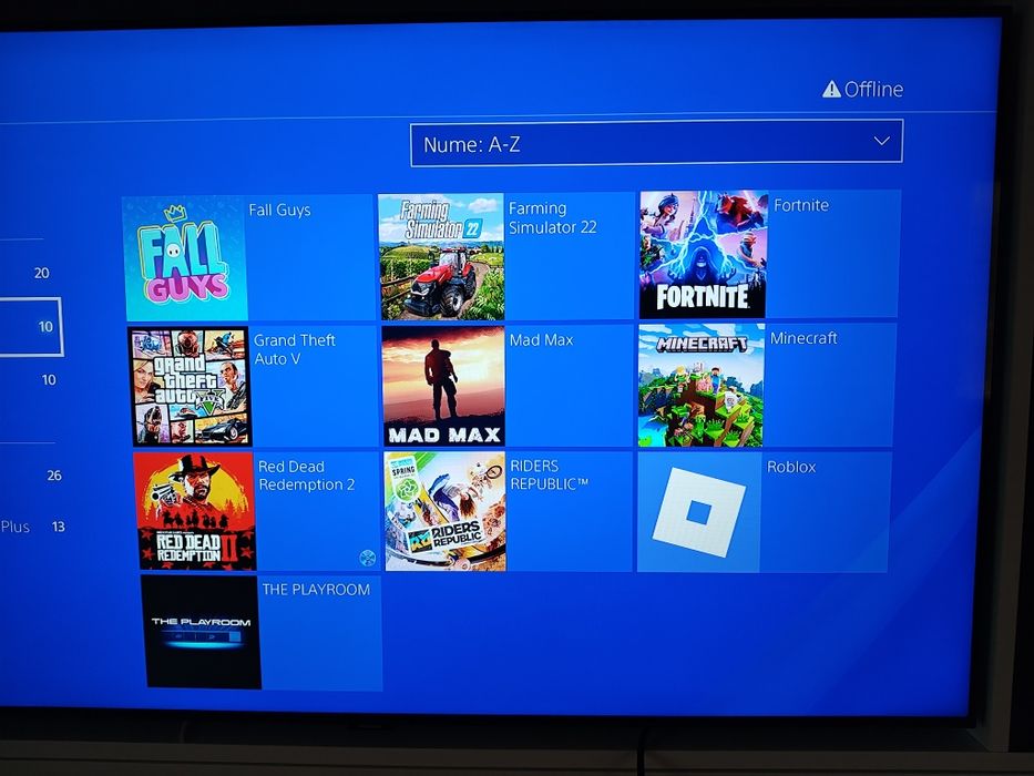 Vând Ps4 complet funcțional