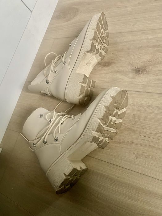 Дамски боти от изкуствена кожа