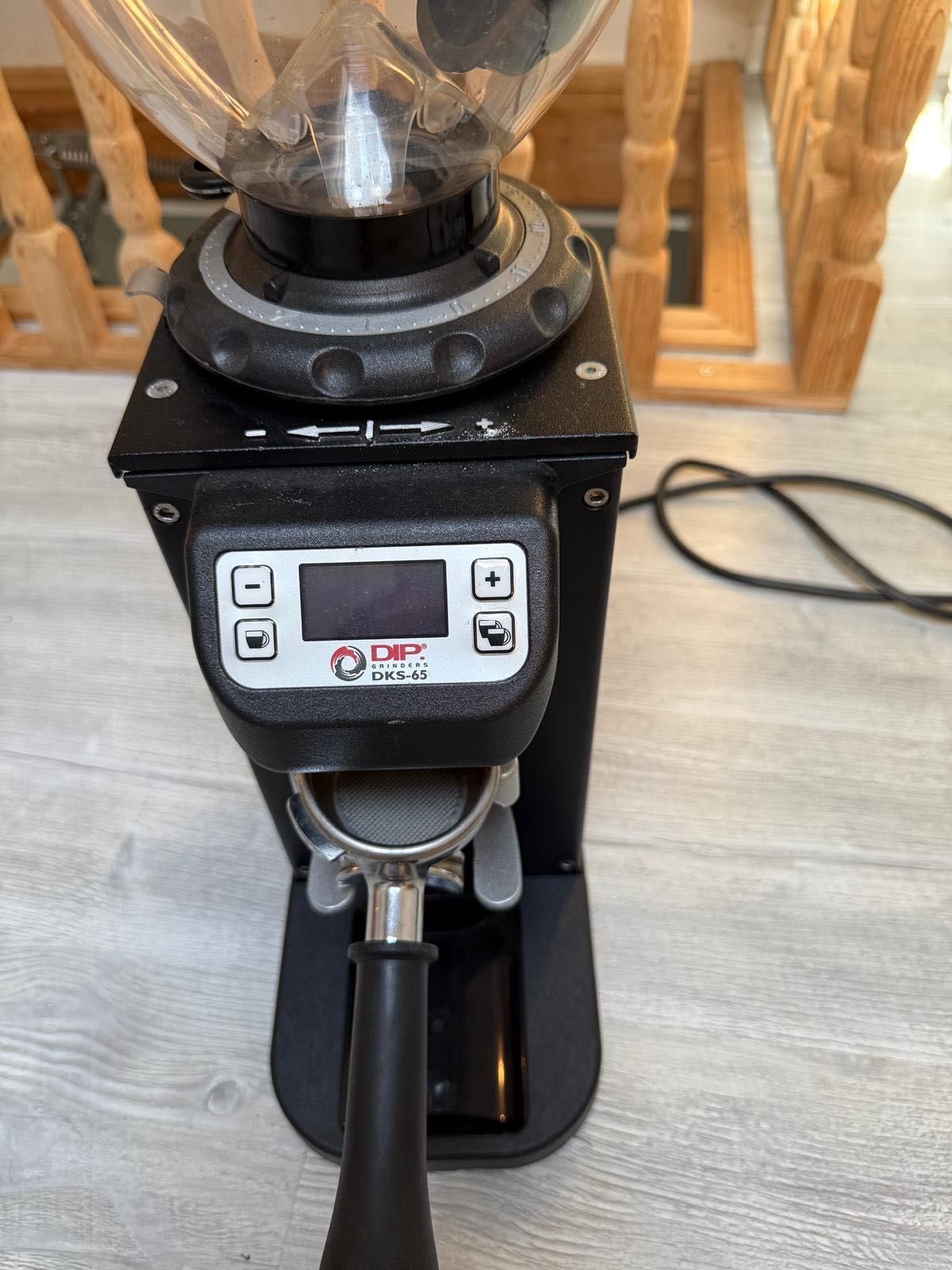 Râșniță profesională cafea DIP DKS-65 — stare perfectă