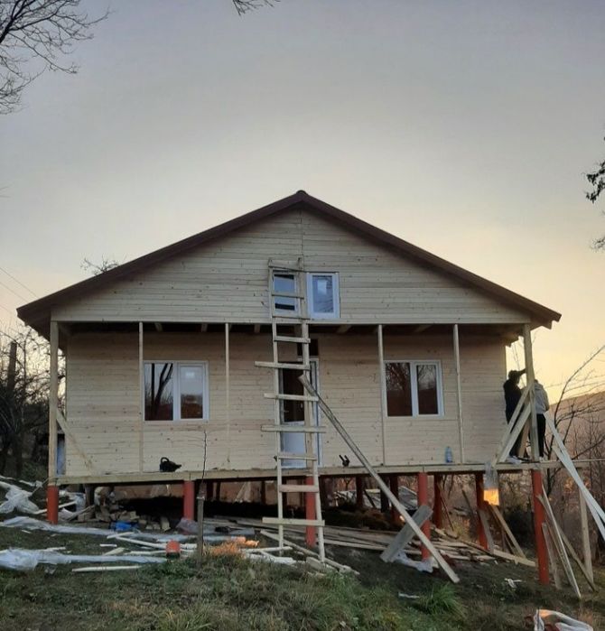 Doriți o casa din lemn, o cabana, un foișor sau o casuta de vacanta,,,