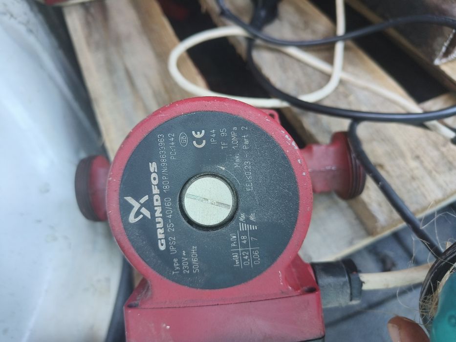 Grundfos помпа за водна риза за отопление за камина или котел / котле