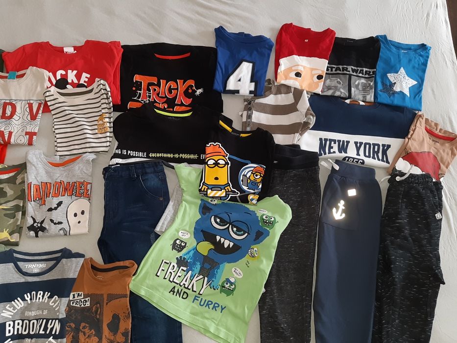 Lot haine băiat mărimea 122