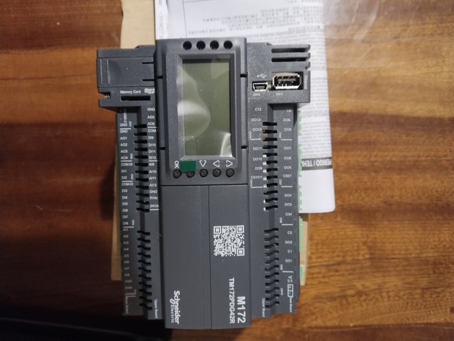 Контроллер Schneider