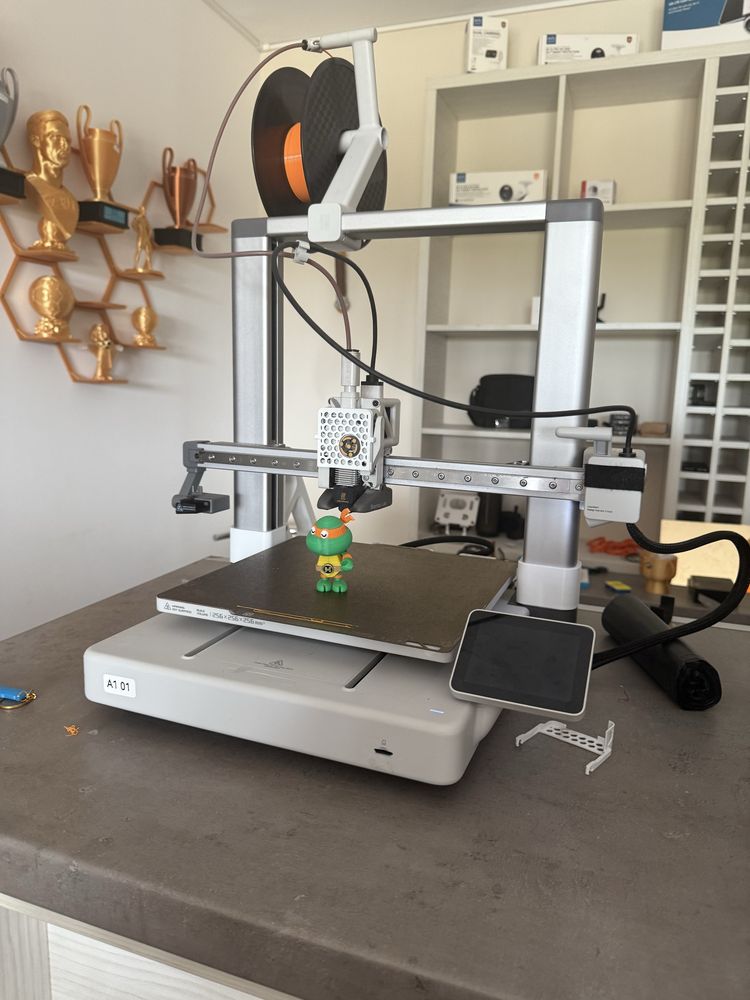 Imprimanta 3d Bambu Lab A1 pe stoc la CELLGSM