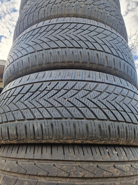 235 55 18 iarna M+S Nokian/Tracmax