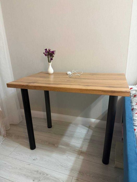 Продается диван, кресло, стол