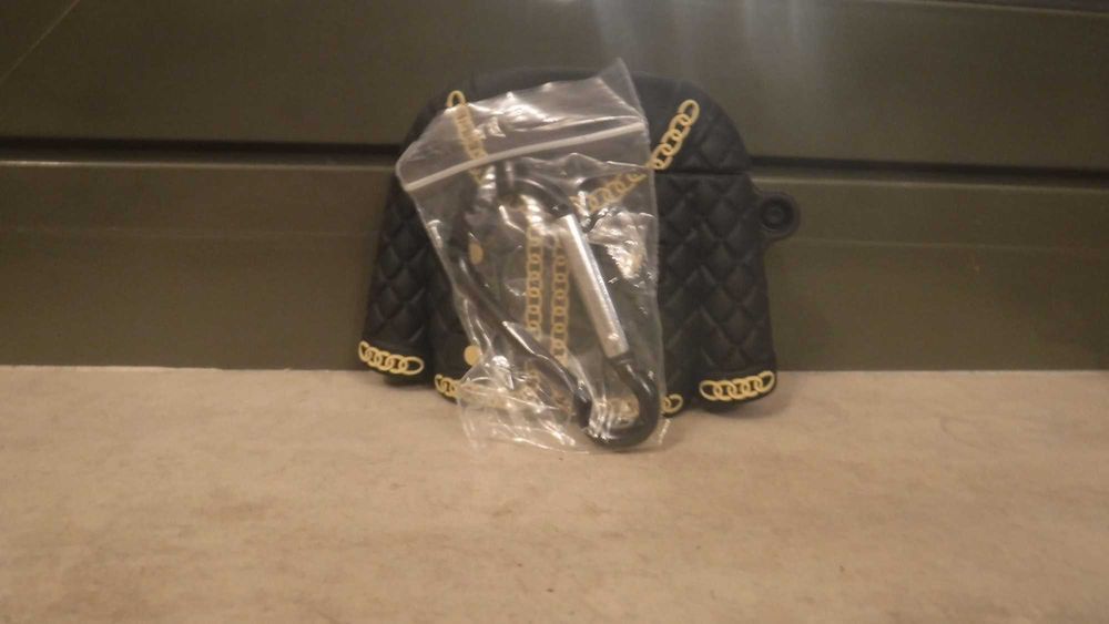 Гумен кейс за airpods