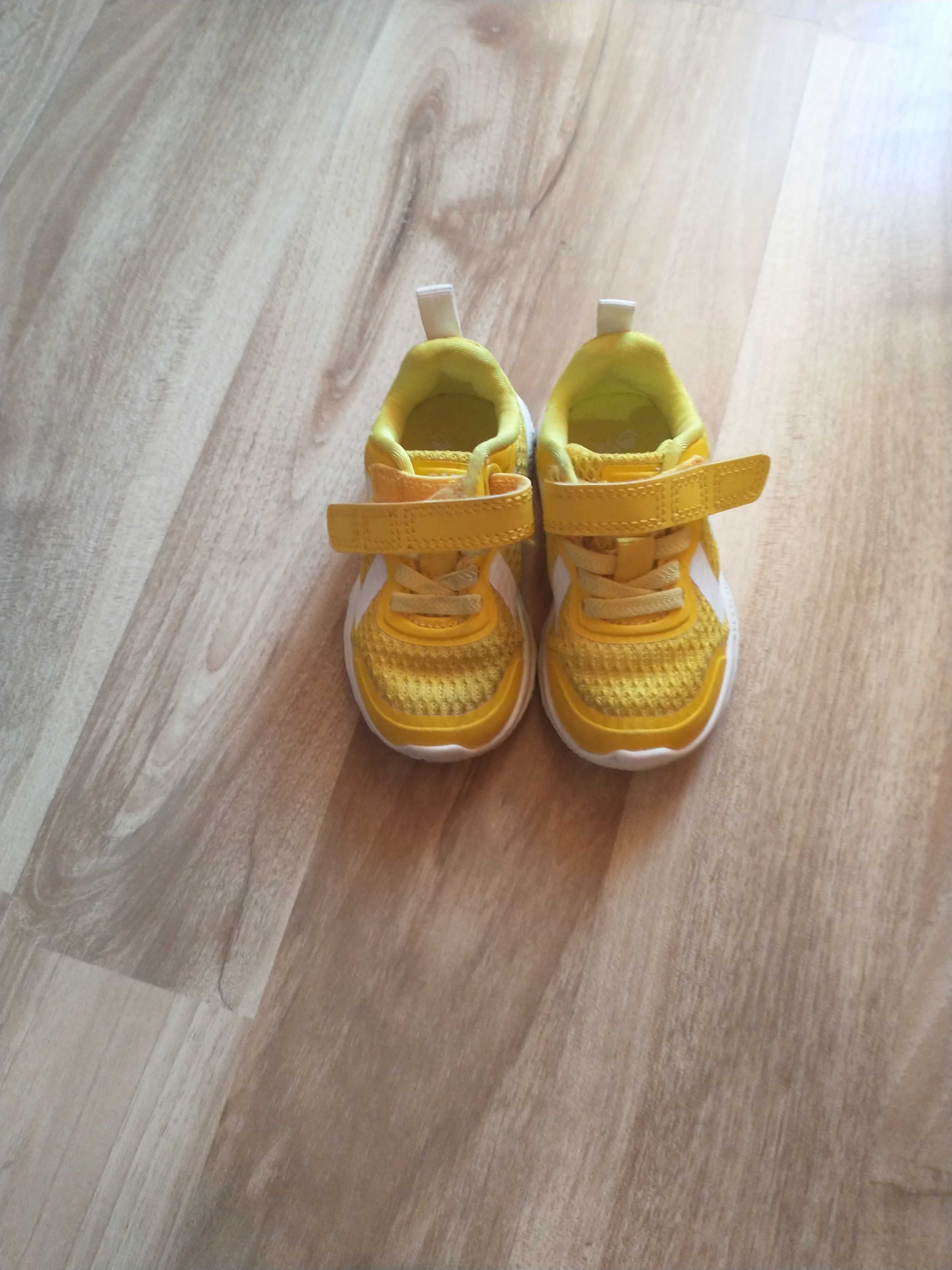 Бебешки маратонки Hummel aeroteh