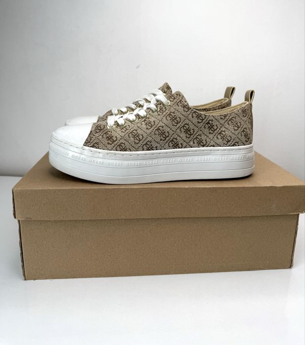 Guess Brigs 4G  ( 37) Маратонки за бягане