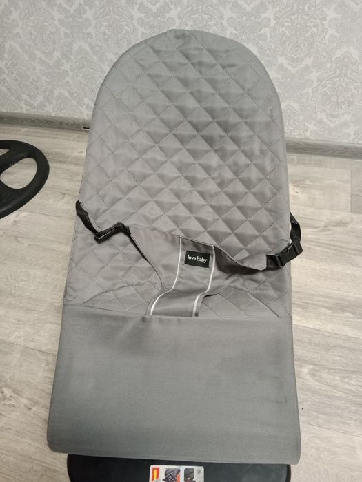 Продам Детский шезлонг в хорошем состоянии