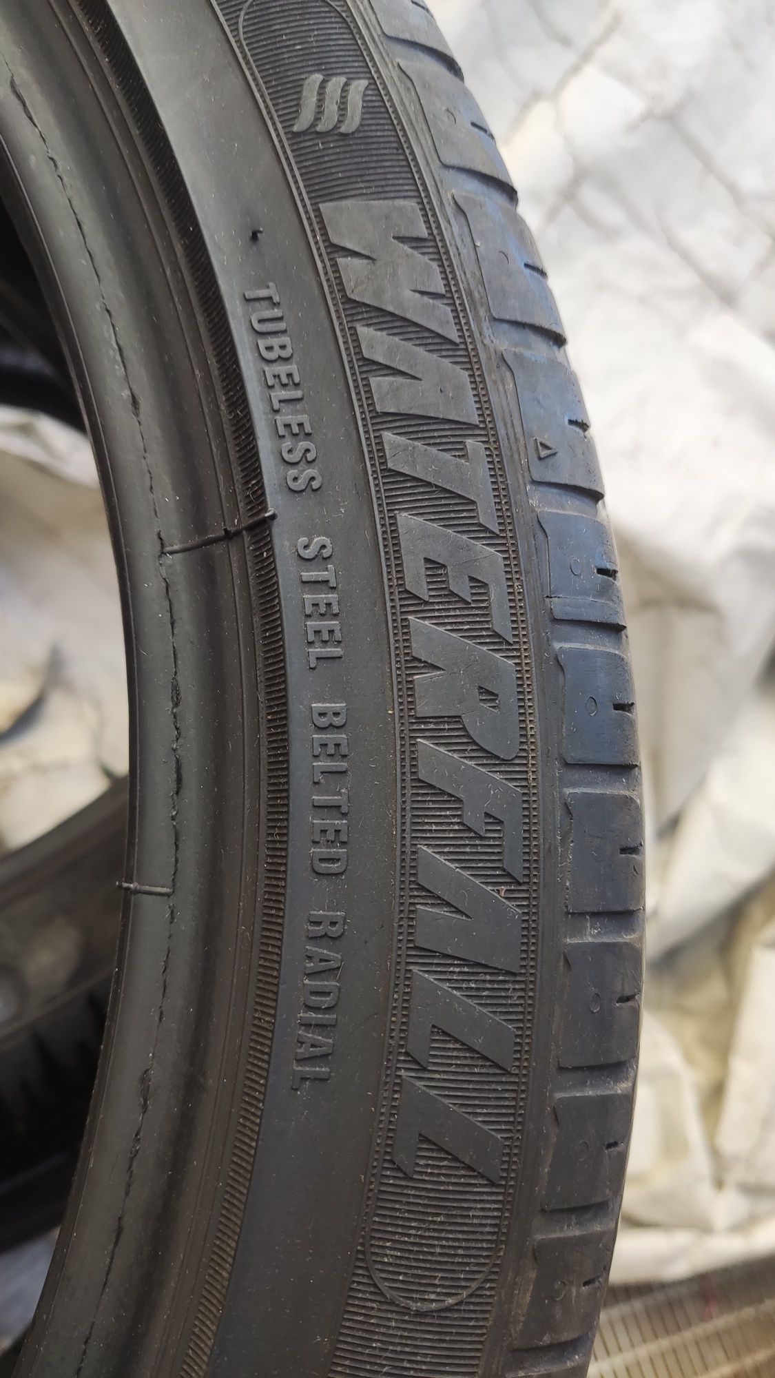 2бр летни гуми 245/40/19, dot21
dot4421
5.7mm грайфер 
Без лепенки и к