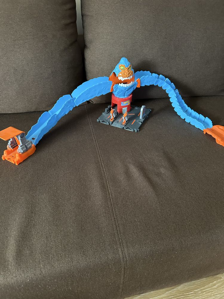 Писта hot Wheels