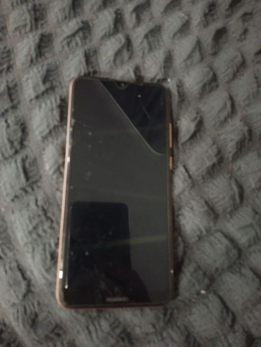 Продам телефон,хорошее состояние