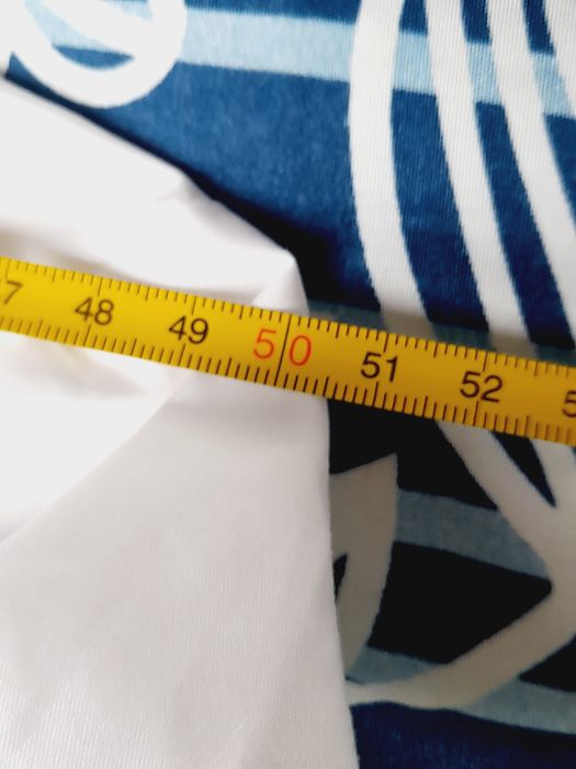 Cămașă albă,  nouă,  mânecă scurtă