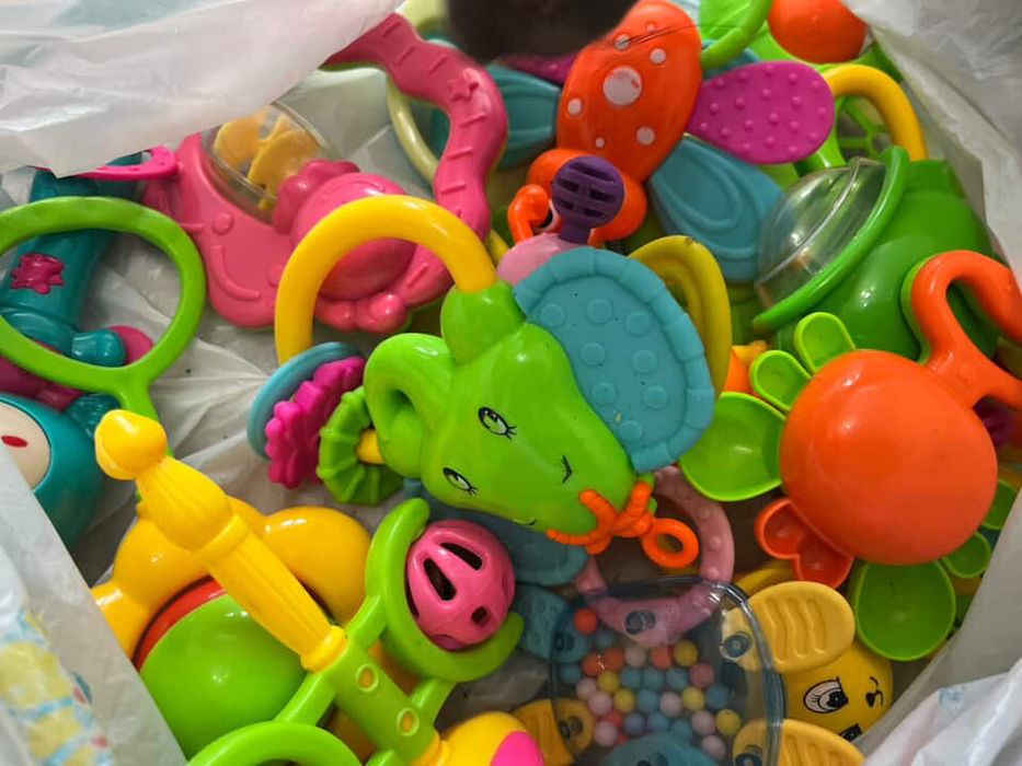 Отдам даром детские погремушки
