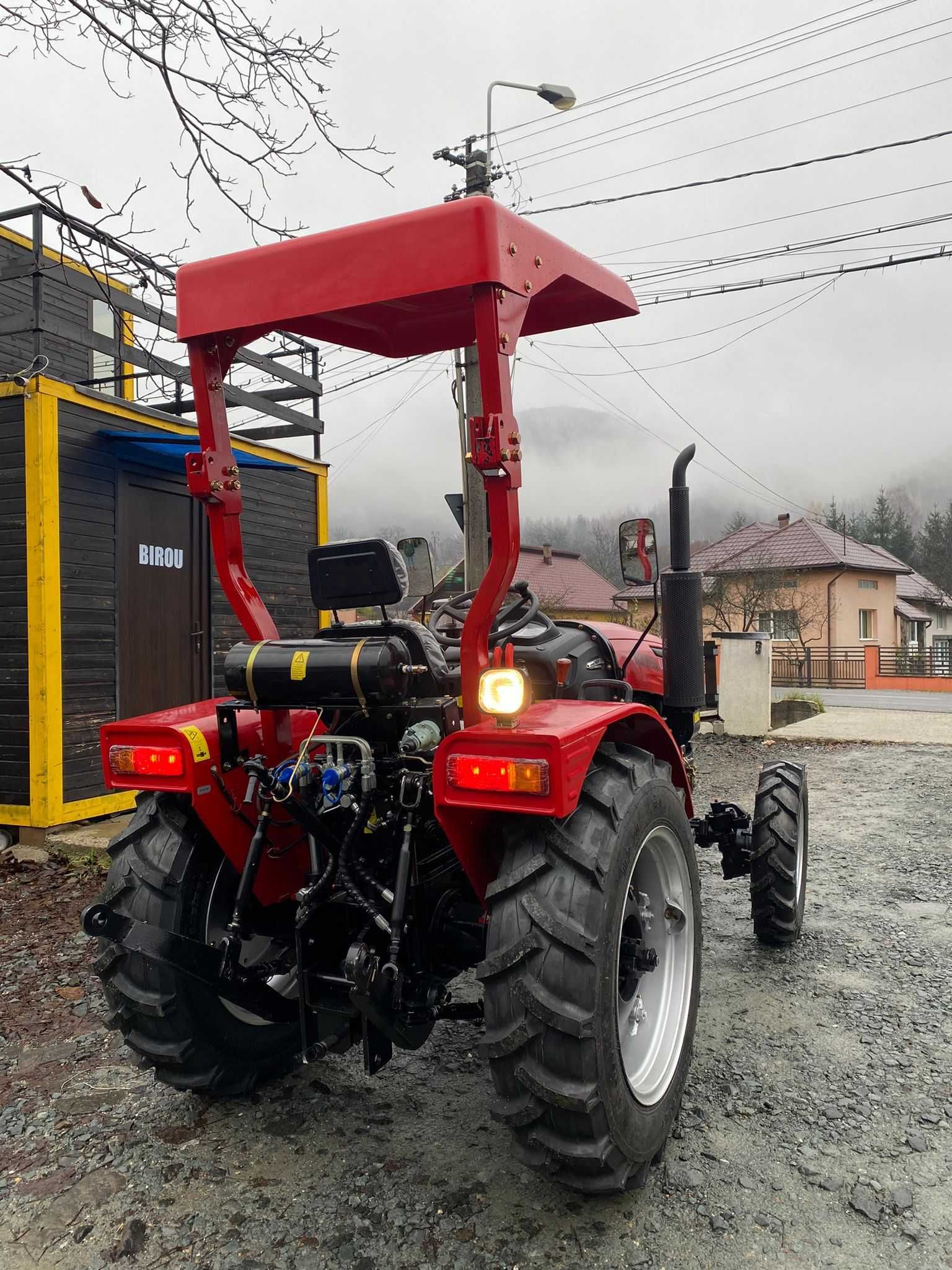 Tractor MACAO universal U400