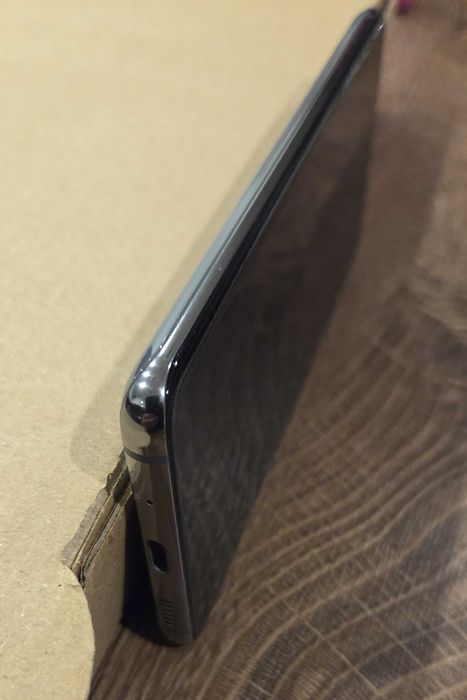 Продавам Samsung S20, 128 GB + 256 GB Card, Case, Protector