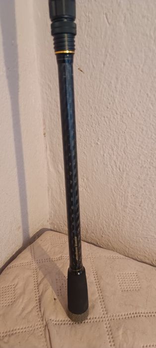 Продавам спининг въдици Savage gear SG2