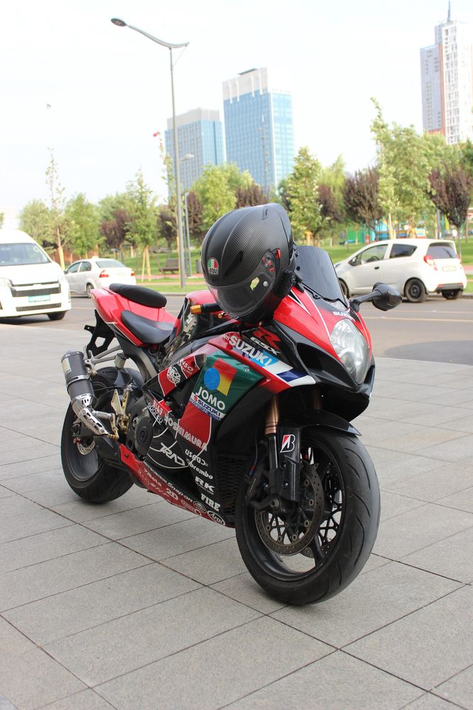 Suzuki GSXR 1000 K7