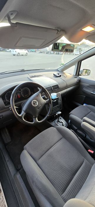 Volkswagen Sharan 1.9 TDI дизел 2002г