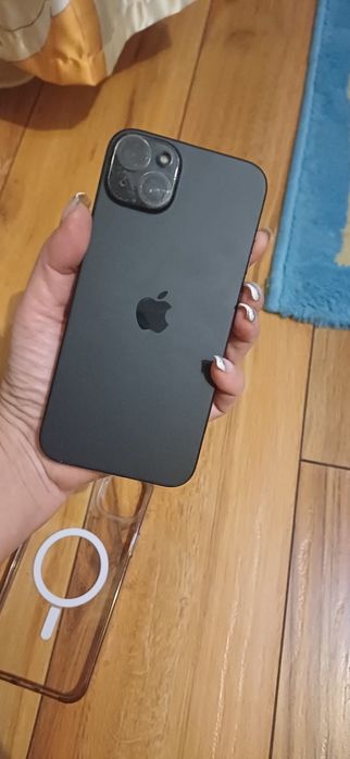 Iphone 15 plus in stare ca nou