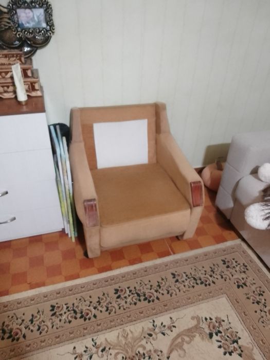 Отдам даром два кресла