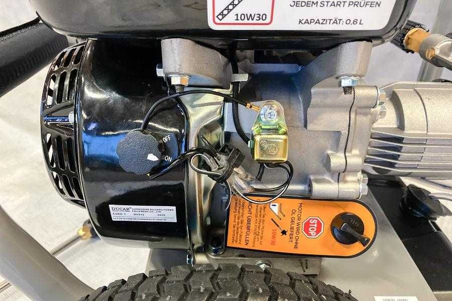 Pompa-VARIO TECH-Aparat Spalat cu Presiune-Motor Benzina- VT-BHR220