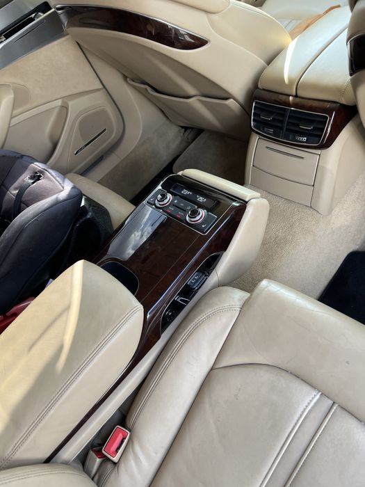 Audi A8 L Exective 3.0 V6