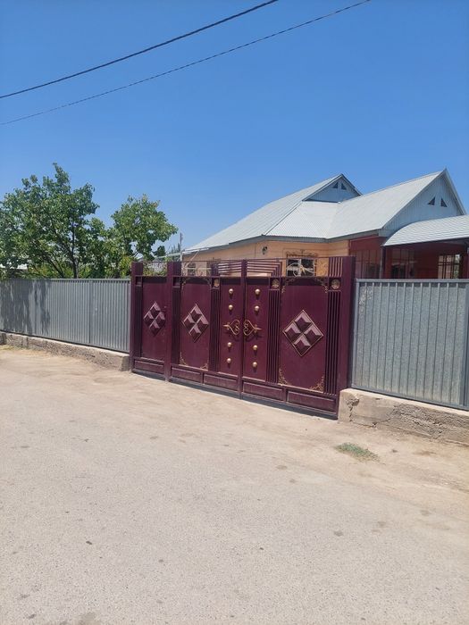 Үй сатылады Жетісай қаласы Бөгенбай батыр көшесінде