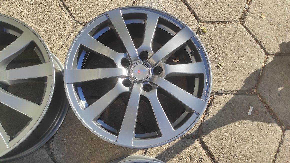5х114.3 17 цола Platin