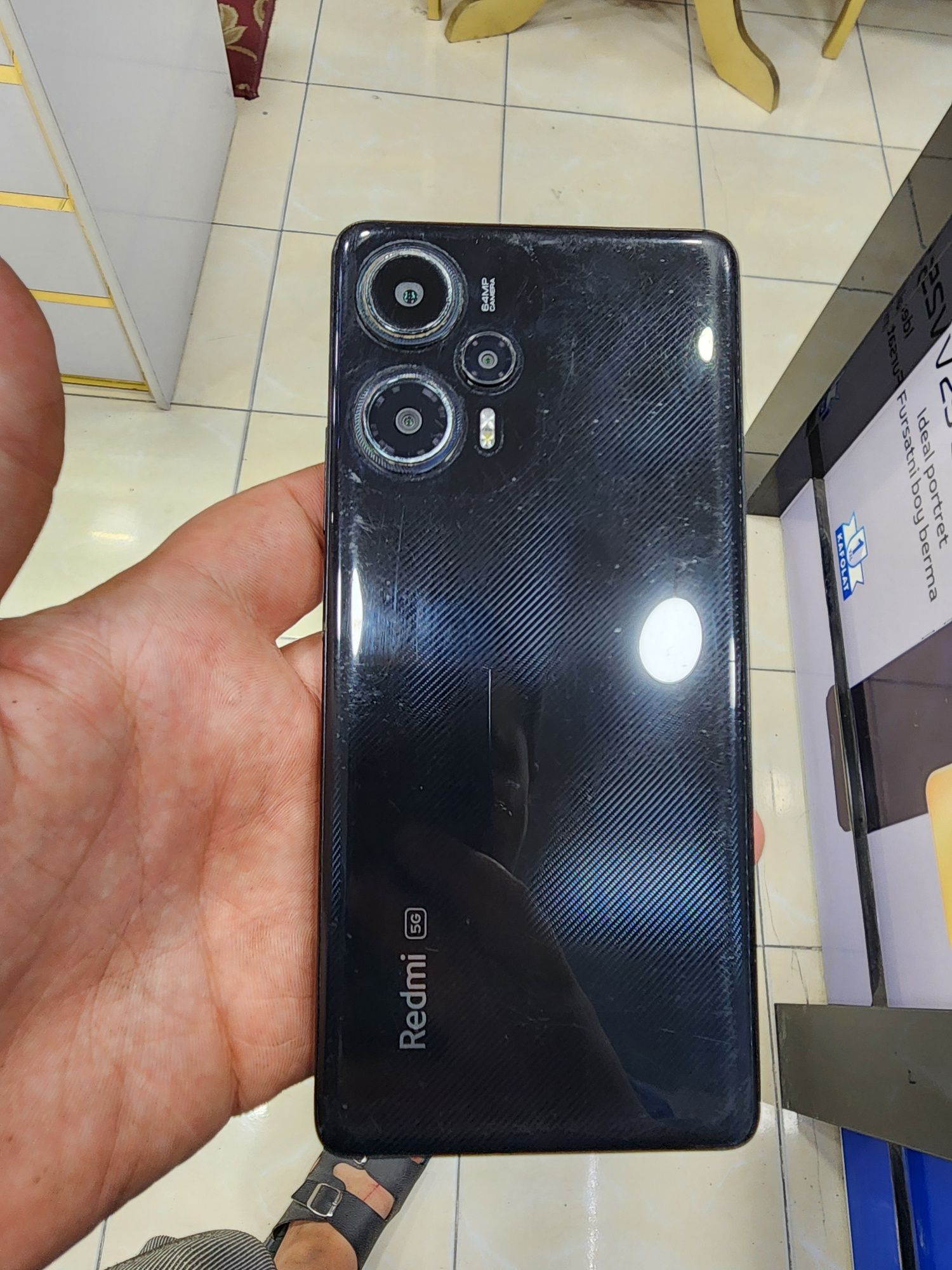 Poco f5 8/256 poco f5